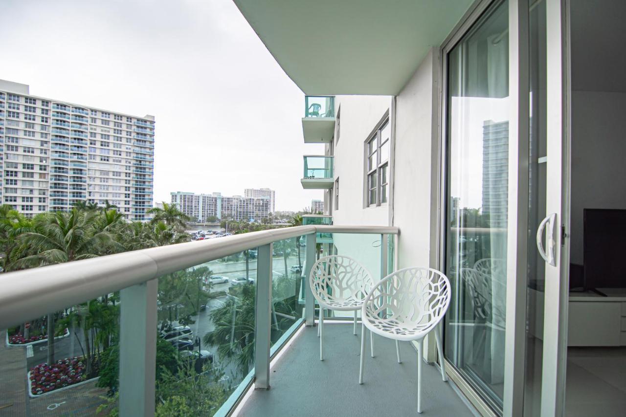 Lovely Beach Apartment By Miami Te Espera- Hollywood 5U Bagian luar foto